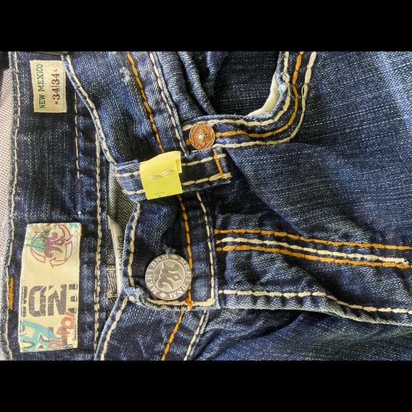 Jeans - Picture 3 of 3